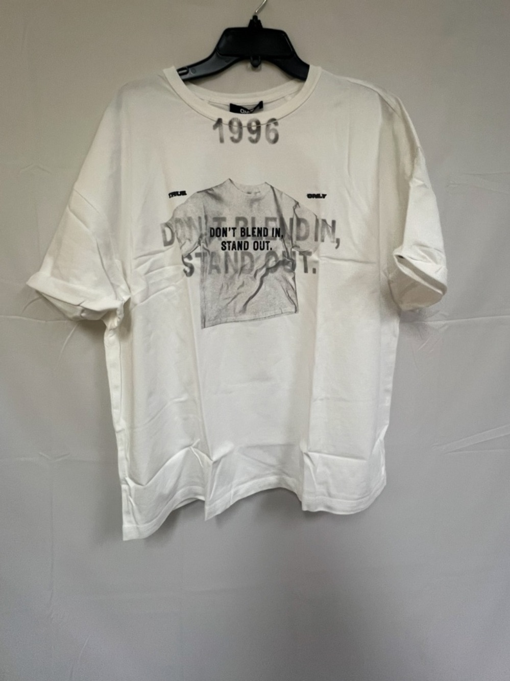 NEW ONLY 1996 Mens white shirt size: XL